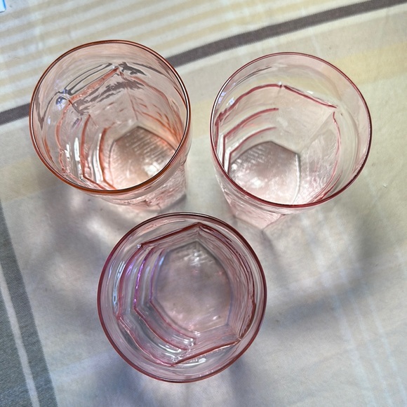 Extraordinary hand blown glasses set of 2 plus one free! - Picture 9 of 12